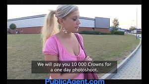 PublicAgent Natally shows me alongside than unaccompanied their way heavy breast outdoors.
